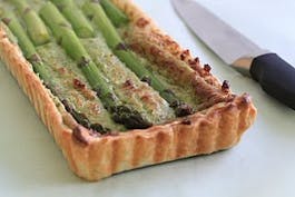 Asparagus-Tart-with-Ricotta-and-Walnuts