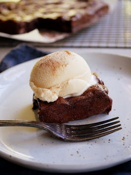 Aztec Brownie With Dulce De Leche Ice Cream P