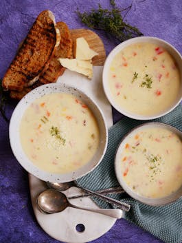 Bacon and Corn Chowder P TENINA