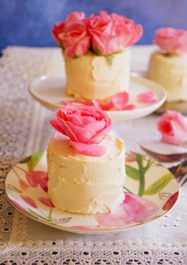 Biscotten Torte P floral plate TENINA