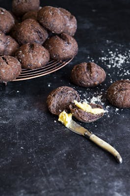 Black Rice Rolls with butter