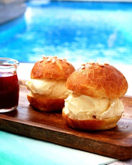 Brioche Ice Cream Burgers P