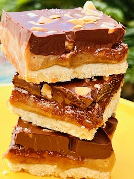 Chocolate Dulce de Leche Caramel Bars