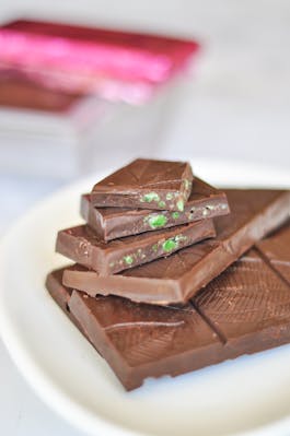 Chocolate Mint Crisp Bars