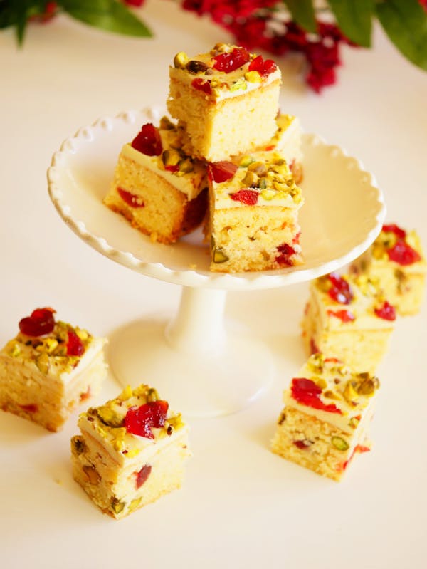 Christmas Shortbread Slice with White Chocolate P Thermomix