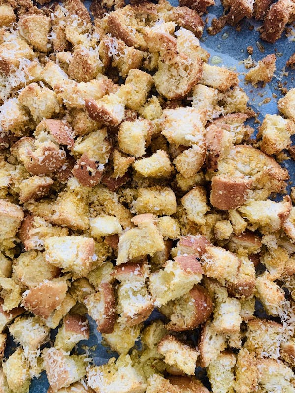Crunchy Cheesey Croutons P