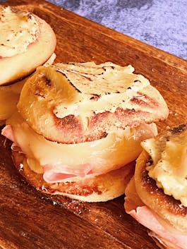 English Muffin Croque Monsieur single1