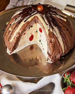 Ice-Cream-Christmas-Pudding-Bombe 1