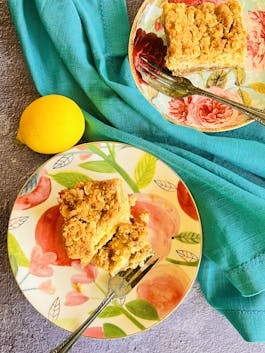 Lemon Crumble Slice