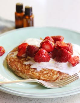 Lemon Ricotta Pancakes With Honey Lavender Cream Fotor