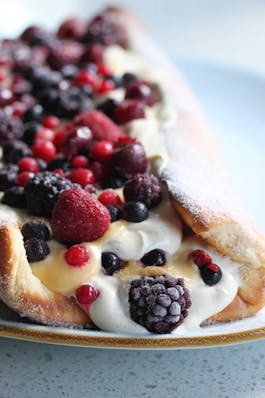 Lemon Butter Sponge Roulade With Berries