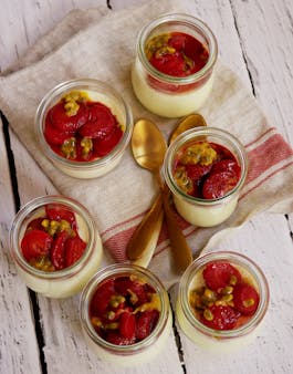 Pavlova Yoghurt Panna Cotta