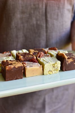 Pistachio Cream Cheese Chocolate Peanut Butter And Pecan Buttermilk Fudges Tenina Holding 1