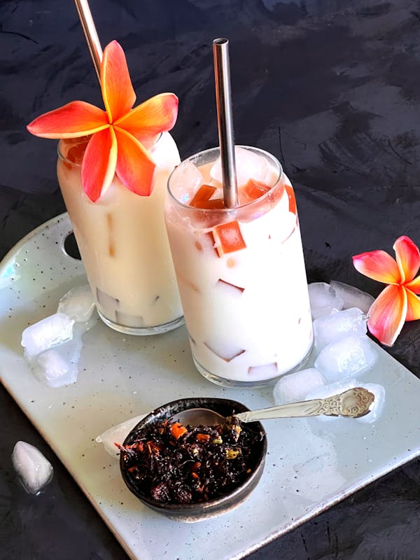 Prana Chai Jelly Milk Tea angle