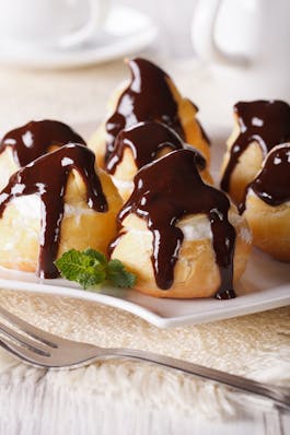 Profiteroles with chocolate sauce