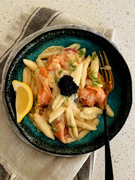 Salmon Mac N Cheese OH TENINA