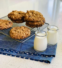 Salted Pretzel And Choc Chunk Cookies 34