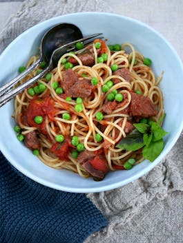 Slow cooked lamb ragu with peas P THERMOMIX