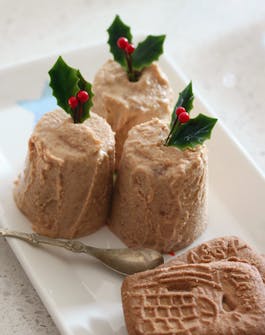 Speculoos Ice Cream Bombs