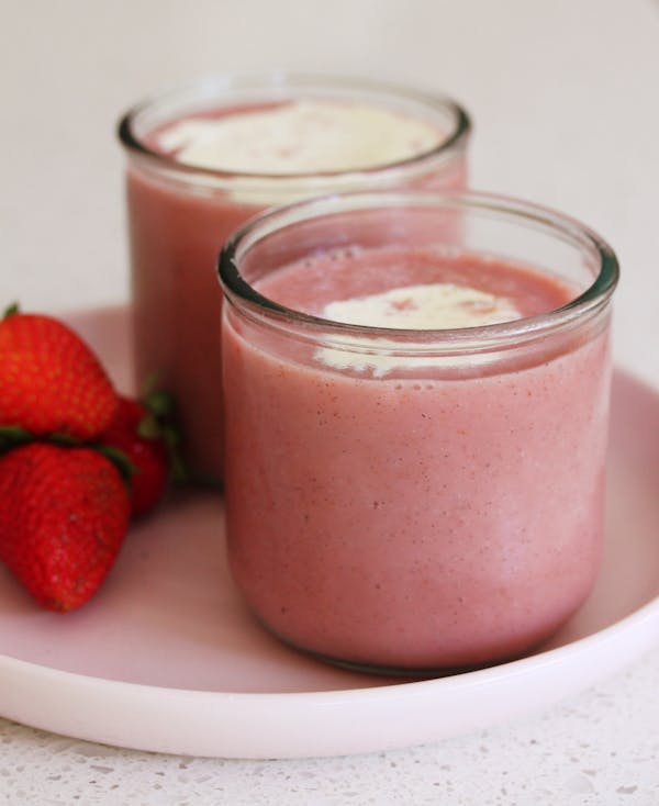 Strawberries And Rice Cream Smoothies Fotor