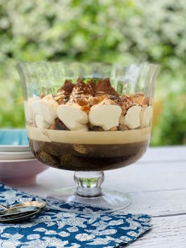 Tiramisu Trifle