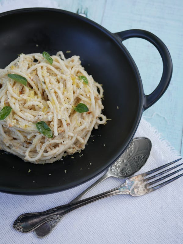 White Pesto with Oregano Spaghetti P