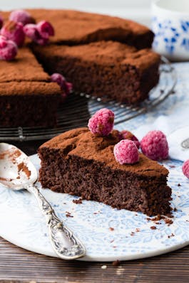 Flourless Chocolate Beetroot Cake